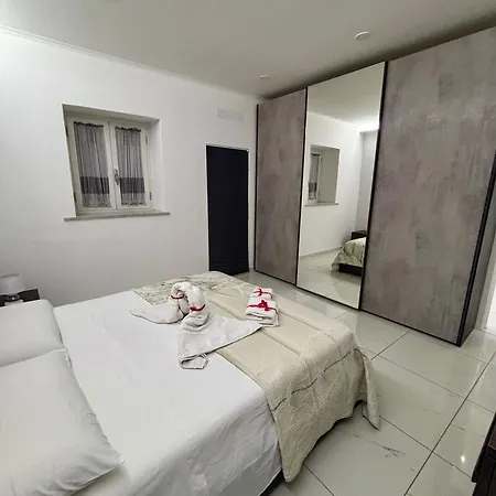 Апартаменты Aria Di Sole Неаполь